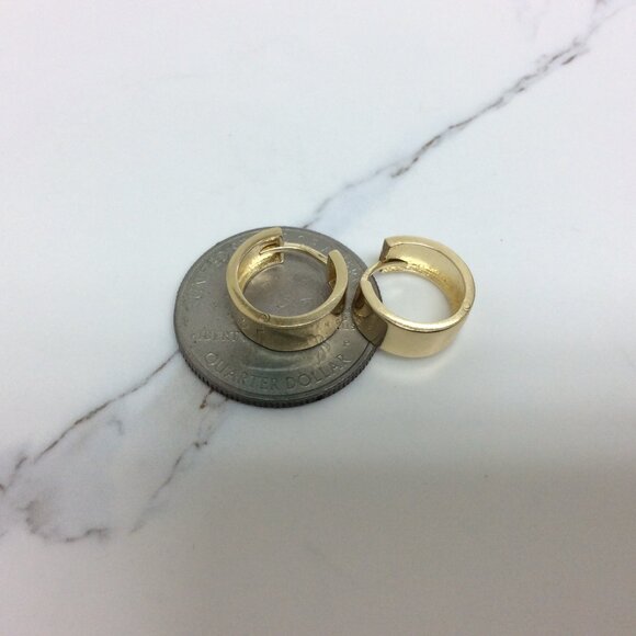 14K SOLID YELLOW REAL GOLD CLIP ON Huggie Hoops 2.60gr - Picture 4 of 8